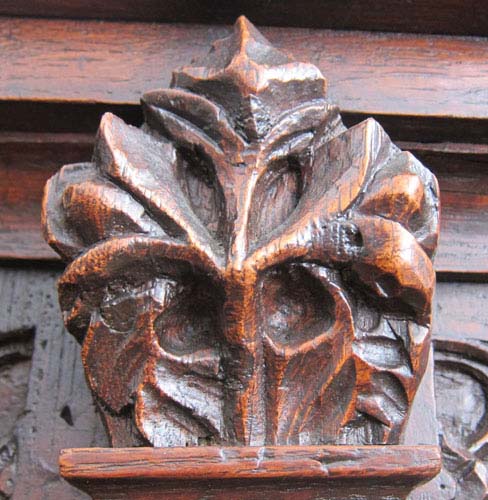 5179-carved leaf